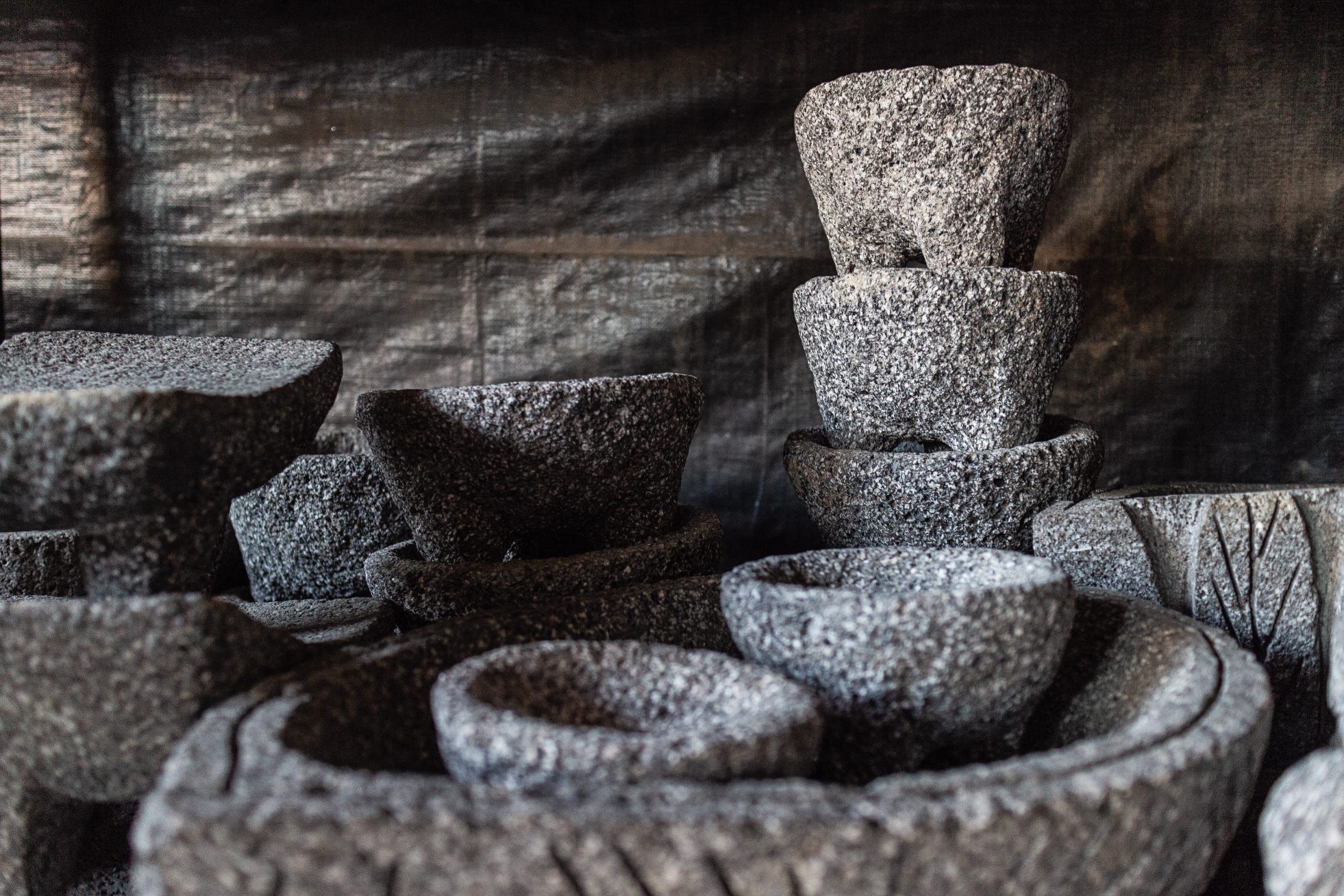 Visita un taller de molcajetes | Comonfort