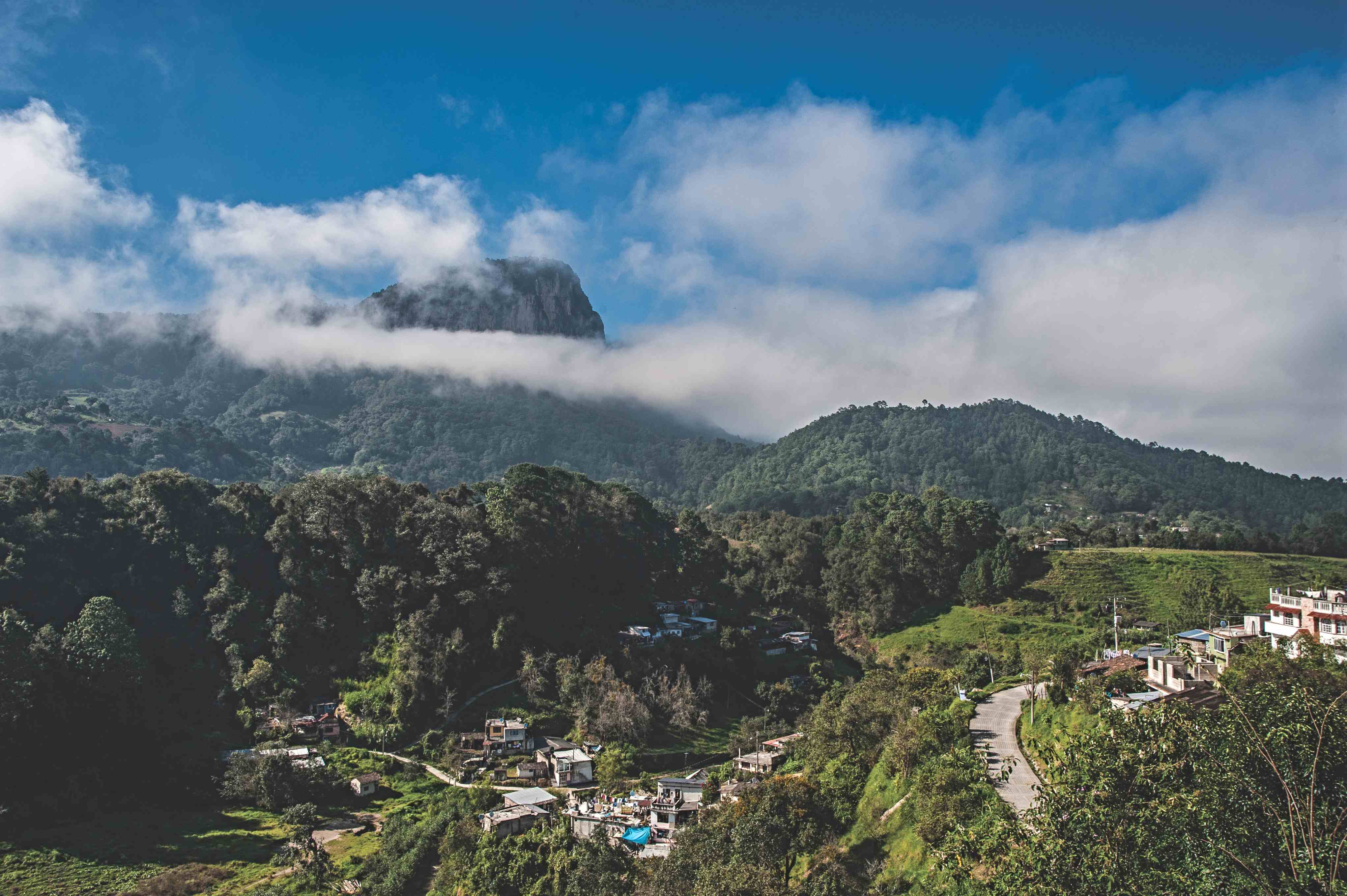 vista panorámica del cerro cabezón en Tlatlauquitepec